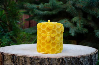 Bičių vaško žvakė "Bitutė saulėgrąžose" - Melora