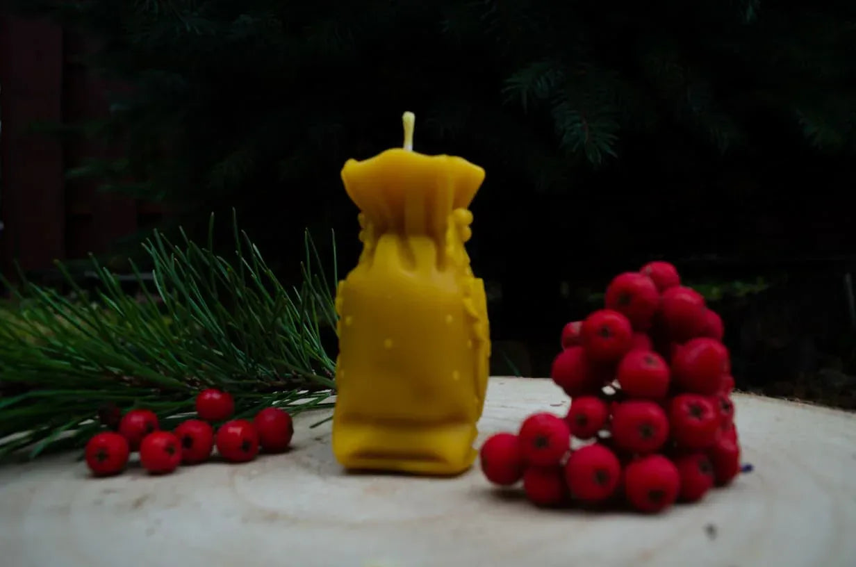 Bičių vaško žvakė "Kalėdų krepšys" - Melora