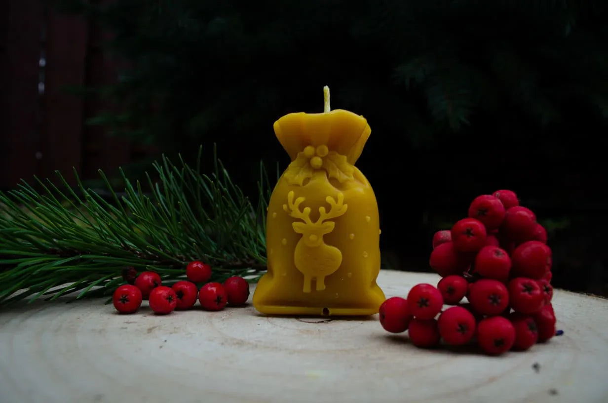 Bičių vaško žvakė "Kalėdų krepšys"