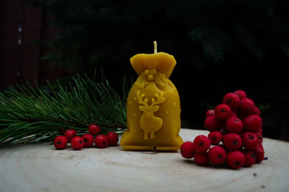 Bičių vaško žvakė "Kalėdų krepšys"