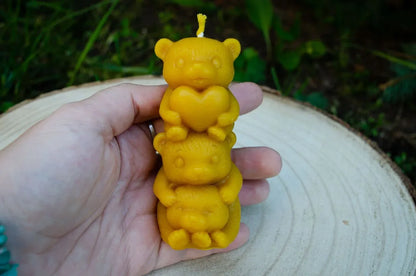 Bičių vaško žvakė "Meilės meškučiai" - Melora