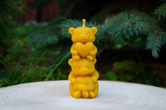 Bičių vaško žvakė "Meilės meškučiai" - Melora